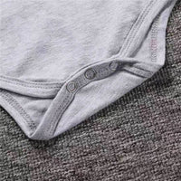 Langarm-Babybody mit Tattoo-Ärmel im Druckdesign – Rockbaby