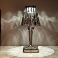 Kristall-Tischlampe mit Touch-Bedienung - LumeCrystal