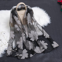 Trendiger Damen Seidenschal mit Blumenmuster und Cut-out-Design – Fiora (1+1 GRATIS)