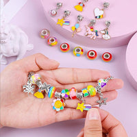 DIY-Armband Bastelset für Kinder mit Perlen, Anhängern & Geschenkbox