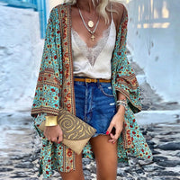 Trendige Boho Damen Strickjacke mit Muster – Elara