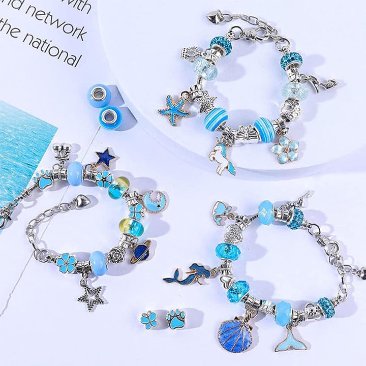 DIY-Armband Bastelset für Kinder mit Perlen, Anhängern & Geschenkbox