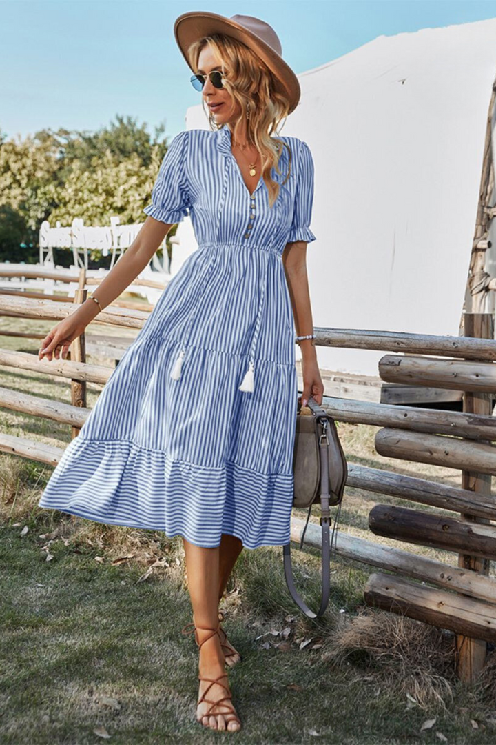 Gestreiftes Sommer-Midikleid – Amira