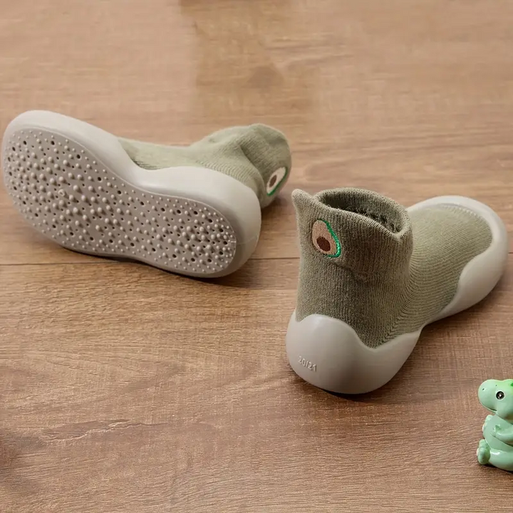 Frühling im Rund mit Zeno – Flexible Barfuß-Sneaker für Kinder