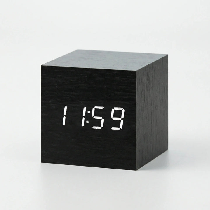 Compacte Digitale Kubusklok Met LED-Display - TimeCube