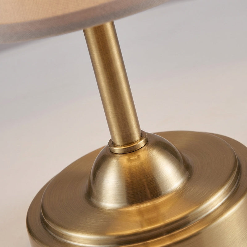 Cordless Retro Table Lamp - Clarenceo