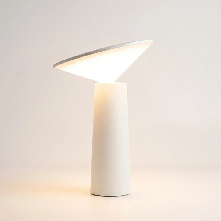 Cordless Table Lamp -  Vesperion