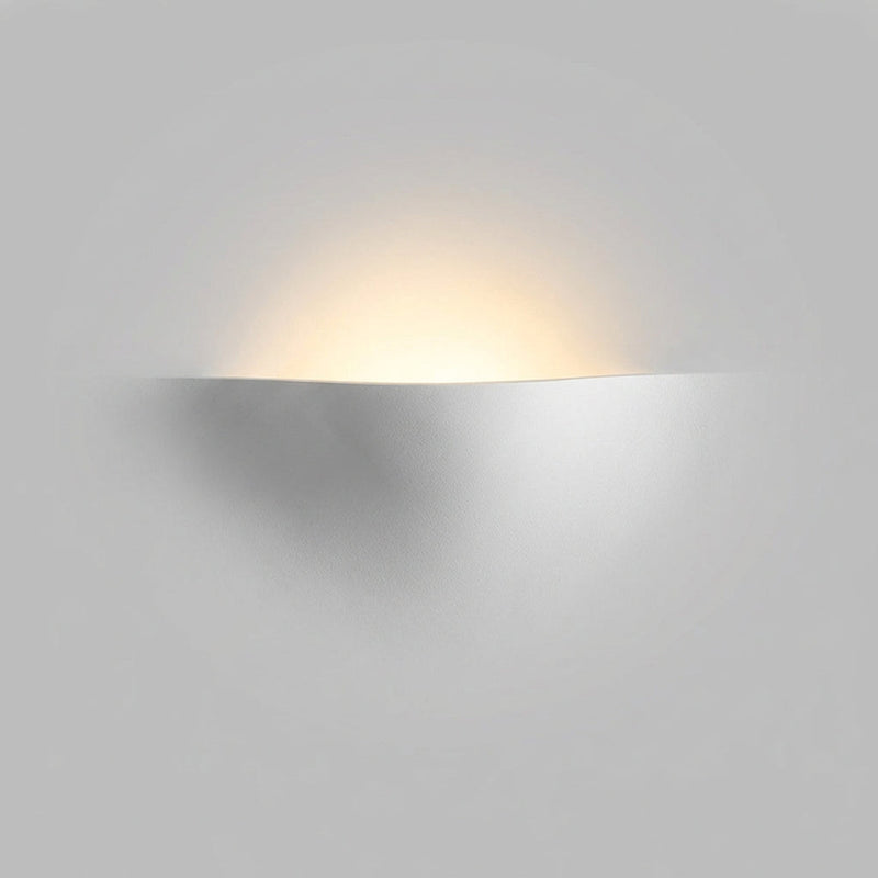 Elegant Curved Wall Sconce -  HaloFold