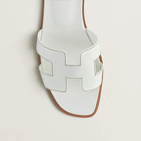 Flat Sandals With Cut-Out Strap Design - Diana