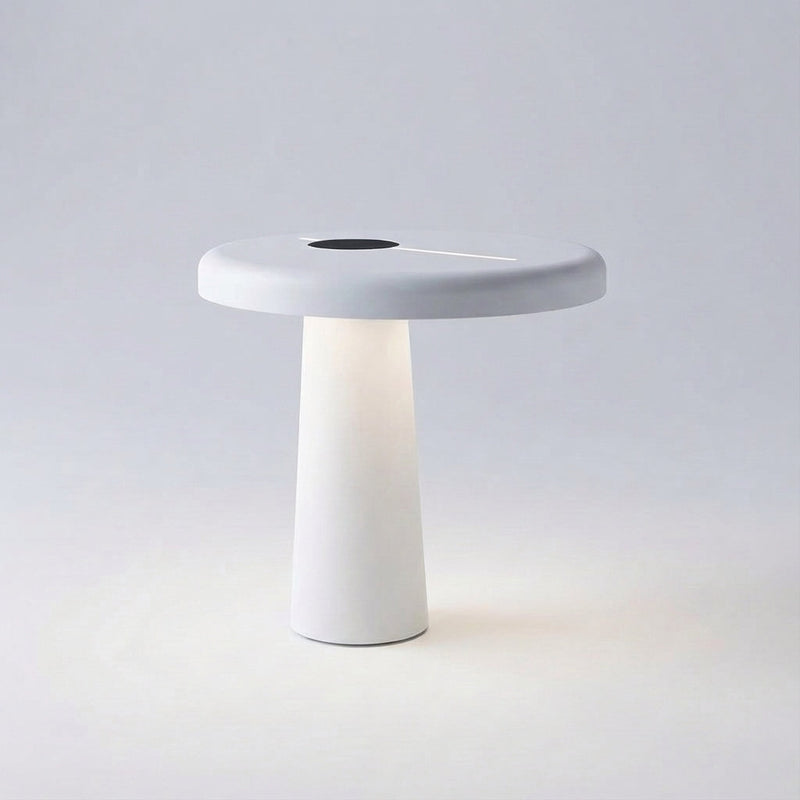 Flat Shade Minimalist Lamp -  Cirqula