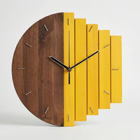 Halbrunde Wanduhr Im Lamellen-Design - Timbera
