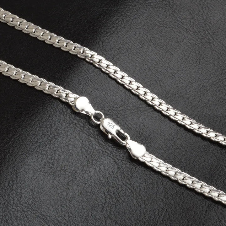Halskette Für Frauen - SilverGleam 