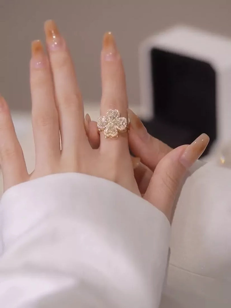 Handgefertigter Drehring - LuckyRing 