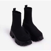 Stiefeletten mit klobiger Profilsohle - Karolina