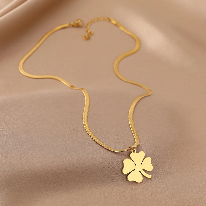Kette Mit Schlange-Klinge - CloverCharm 