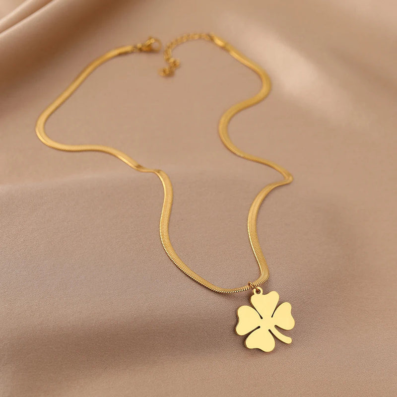 Kette Mit Schlange-Klinge - CloverCharm 