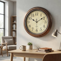 Klassische Runde Wanduhr - ChronoHaven