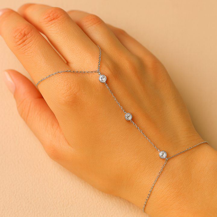 Kristall-Handschmuck mit Fingerring – Eleganz im Ketten-Design