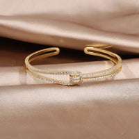 Kunstvoll Gestaltetes Armreif - GoldKnot 
