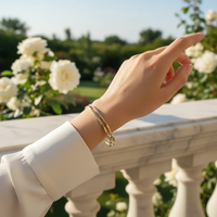 Kunstvoll Gestaltetes Armreif - GoldKnot 