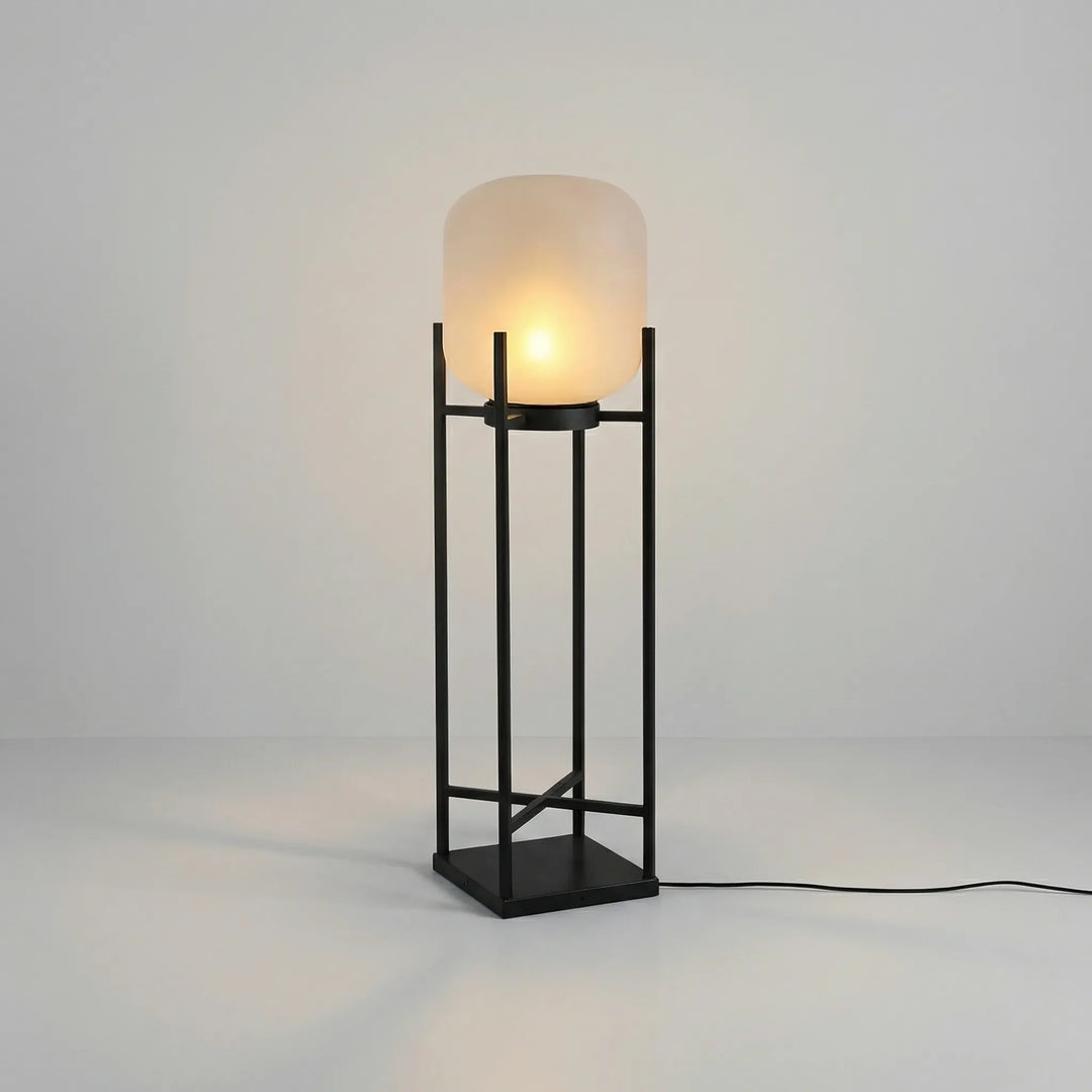 Modern Freestanding Garden Lamp -  Solanthre
