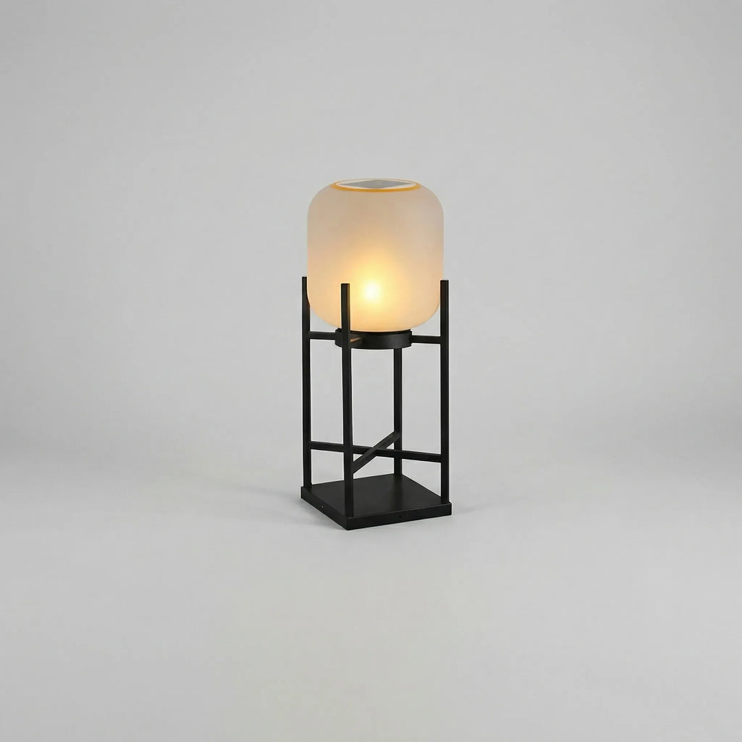 Modern Freestanding Garden Lamp -  Solanthre