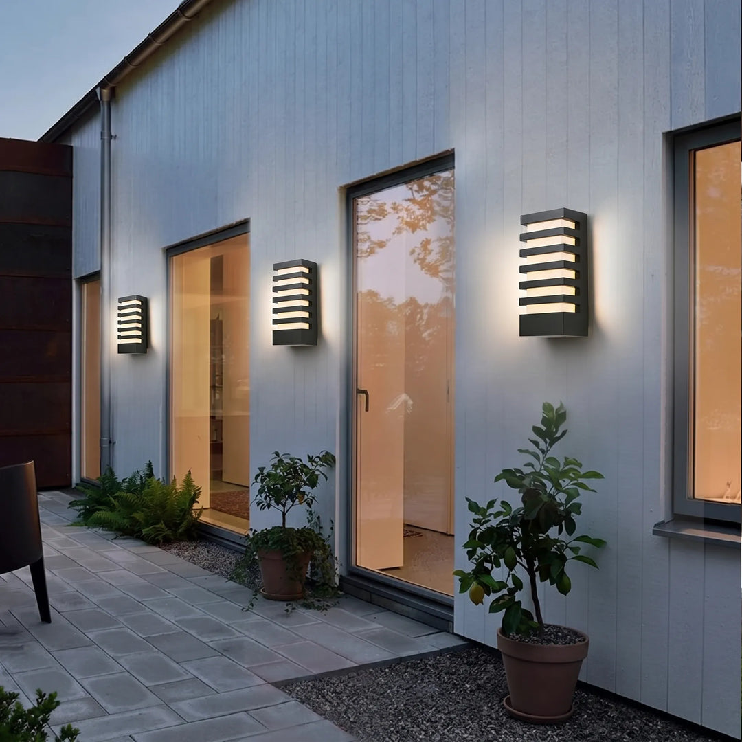 Modern LED Outdoor Wall Light -  Clarzon