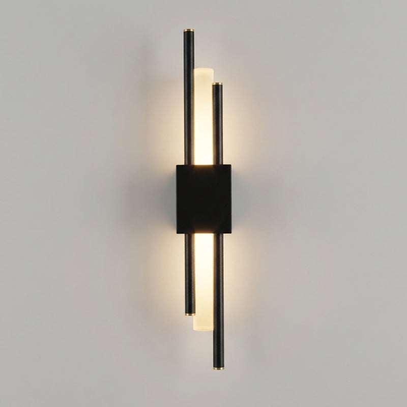 Modern Vertical Wall Sconce - Aurevex