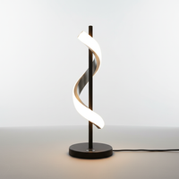 Moderne Tischlampe Mit Wellendesign - Glowspire