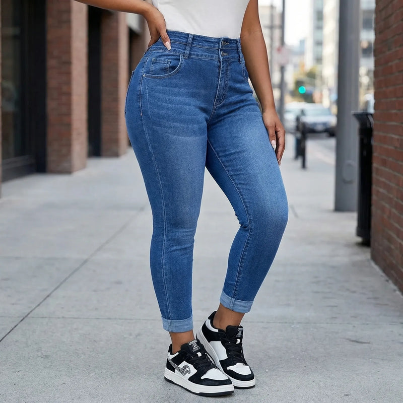 Modische Damenjeans In Großen Größen - Lois