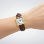 Quadratisches Zifferblatt - ChicTime 