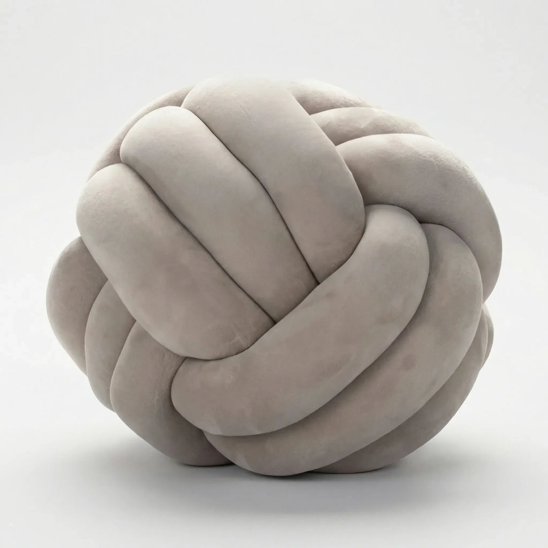 Rond Knoopkussen In Bolvorm - Plushknot