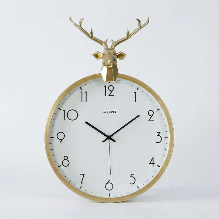 Runde Wanduhr Mit Hirschkopf-Detail - Auraldeer