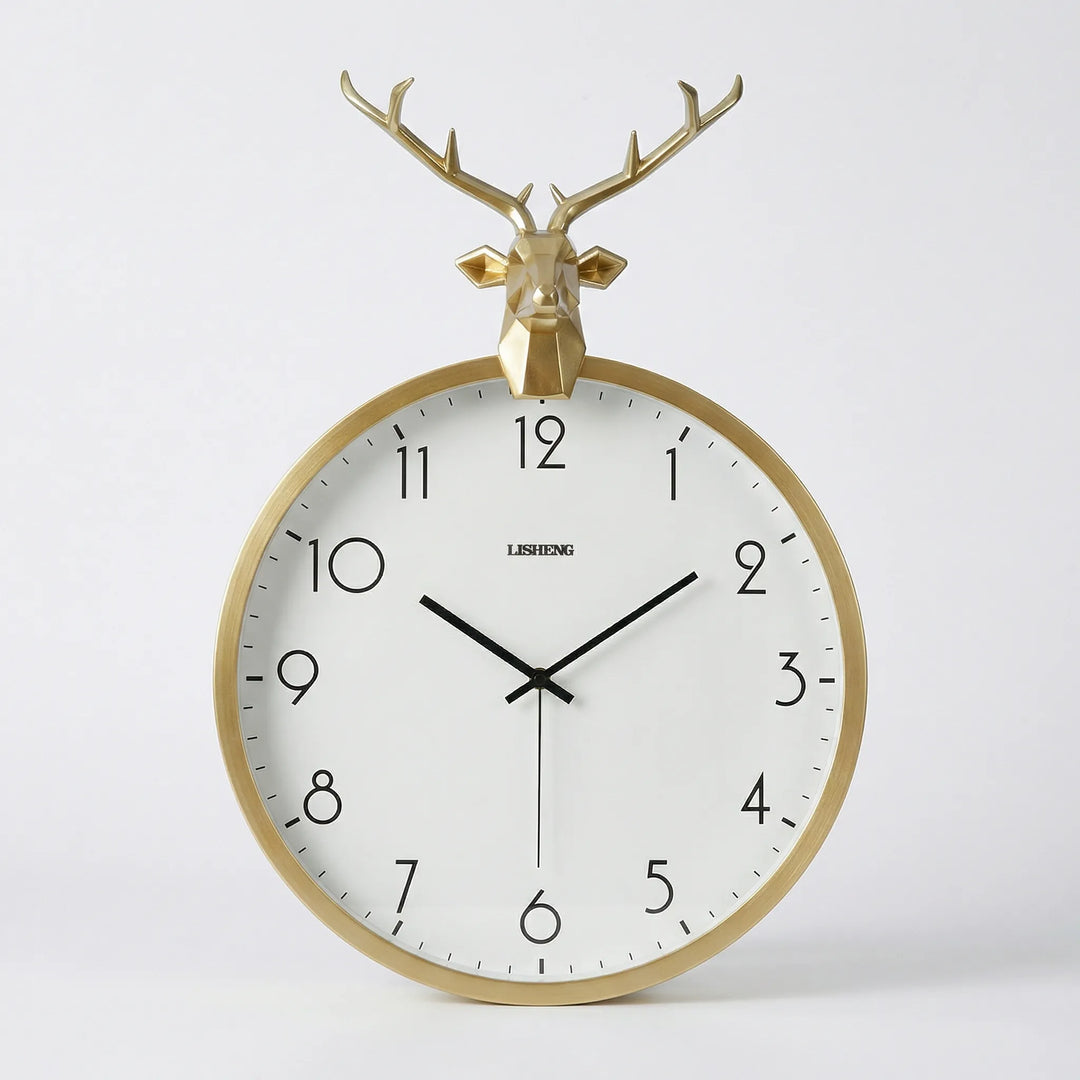 Runde Wanduhr Mit Hirschkopf-Detail - Auraldeer