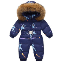 Gefütterter, wasserdichter Winteroverall mit Kapuze und Gürtel – Winterzauber Niko