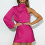 Satiniertes Minikleid mit One-Shoulder-Design & Asymmetrischem Arm – Elvira