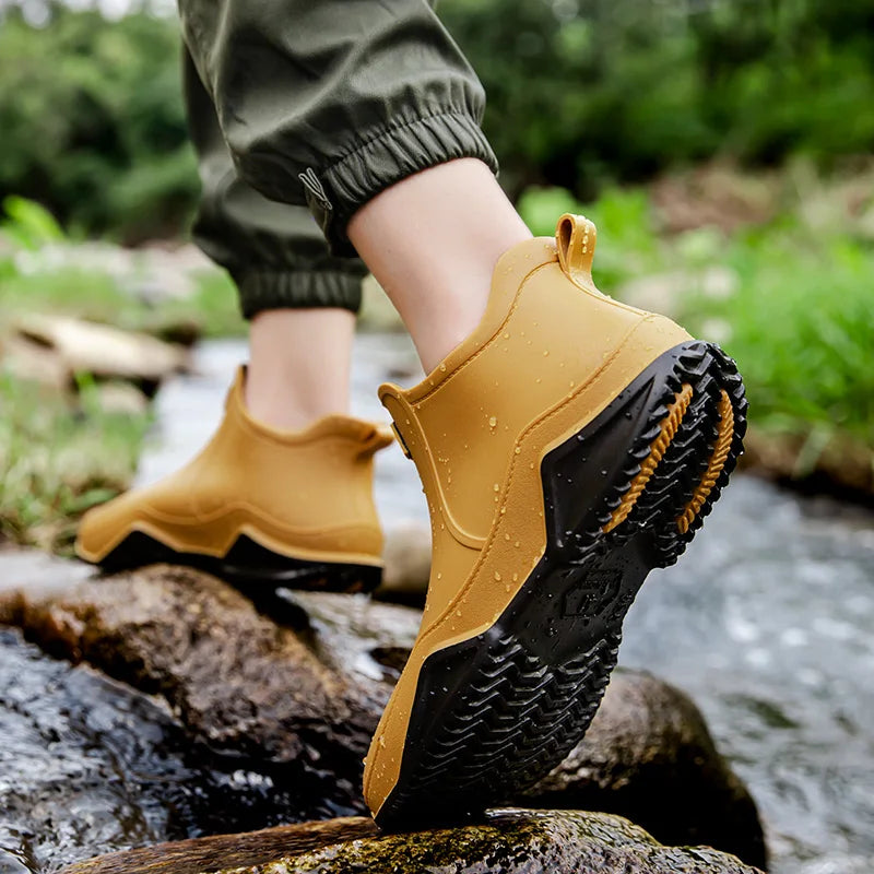 Damen Regenstiefel halbhoch & wasserdicht mit Antirutschsohle – Nivara
