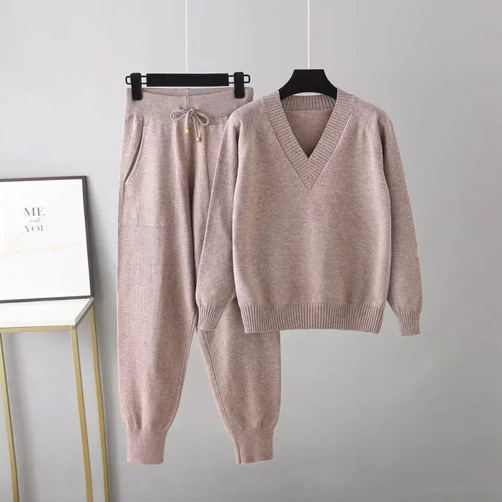 Damen Zweiteilige Strickset mit V-Ausschnitt Pullover & Hose – Noelia