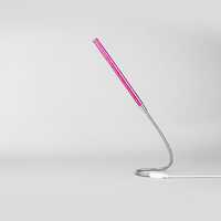 Schlanke LED Schreibtischleuchte - Readlight