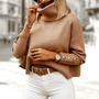 Geknöpfte Damen Coltrui mit Stilvollem Detail – Elara