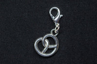 Silberner Brezel-Charm - CharmPretzel 