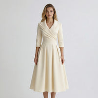 Tailliertes Midi Kleid - Emilie