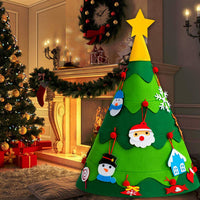 Weihnachtsbaum aus Filz zum Selbstgestalten – mit 30 Dekoelementen