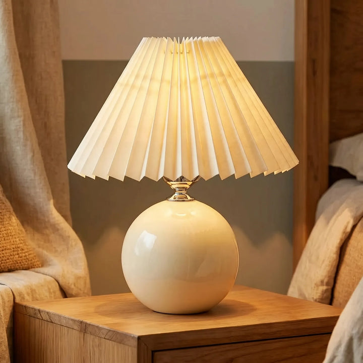 Vintage Pleated Shade Table Lamp -  Plissara