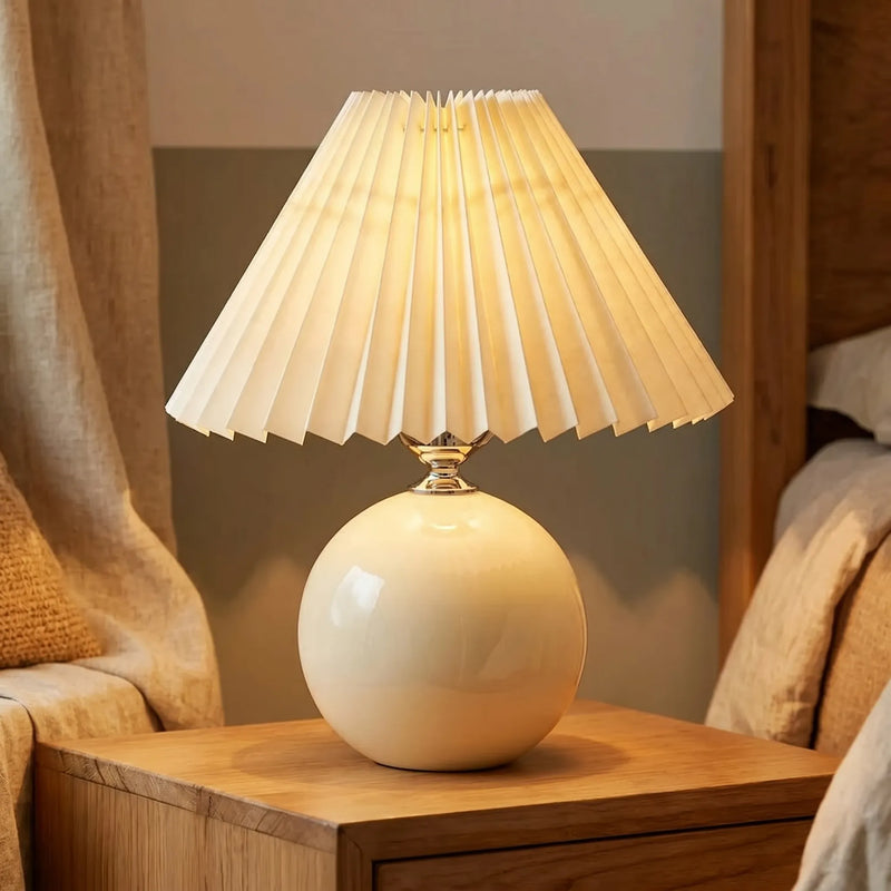 Vintage Pleated Shade Table Lamp -  Plissara