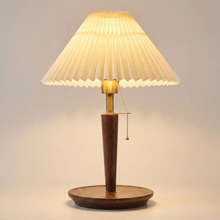 Vintage Style Pleated Table Lamp -  Luminera