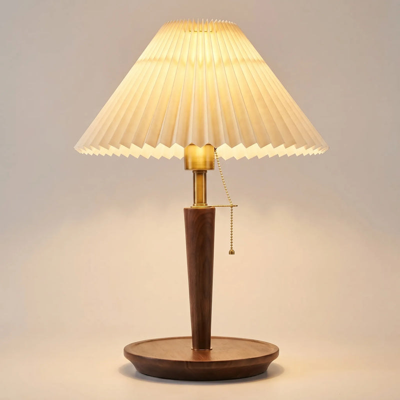 Vintage Style Pleated Table Lamp -  Luminera