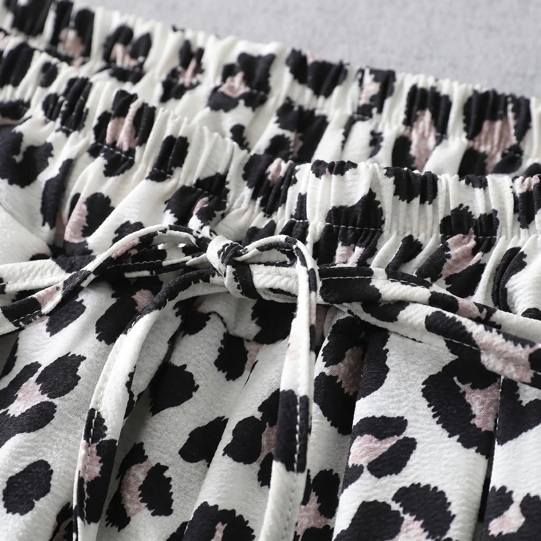 Weit Geschnittene Hose Mit Animal-Print - Prowlise