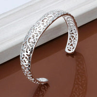 Zartes Silbermanschettenarmband - SilverFinesse 