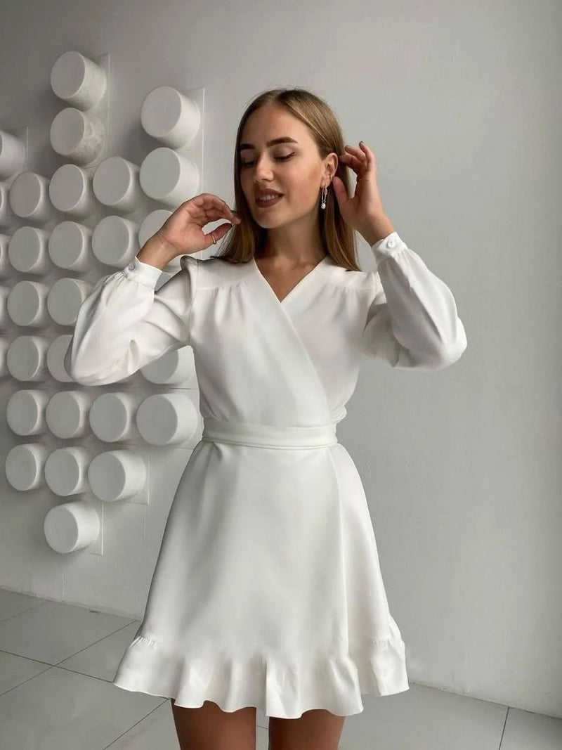 Elegantes Damenkleid mit Rüschen und Wickeloptik kaufen-Luzern Mode
